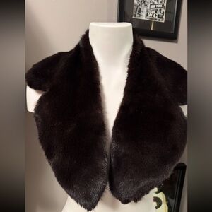 Luxurious Mink Dark Brown Fur Collar